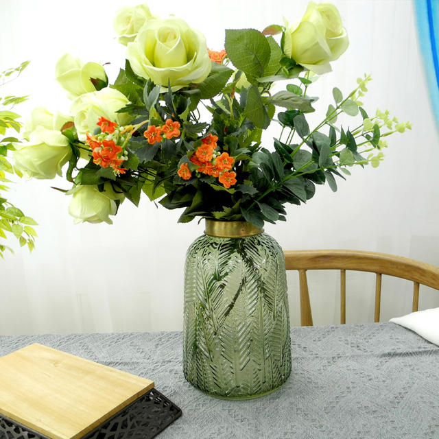 Green Spring & Summer Collection Glass Vase YD-ND-012