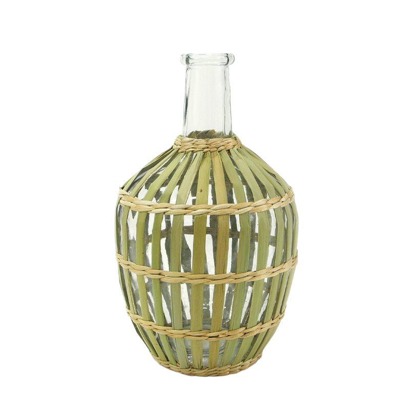 Diamond Shaped Rattan And Bamboo Mixed Glass Vases YD-ACC-036